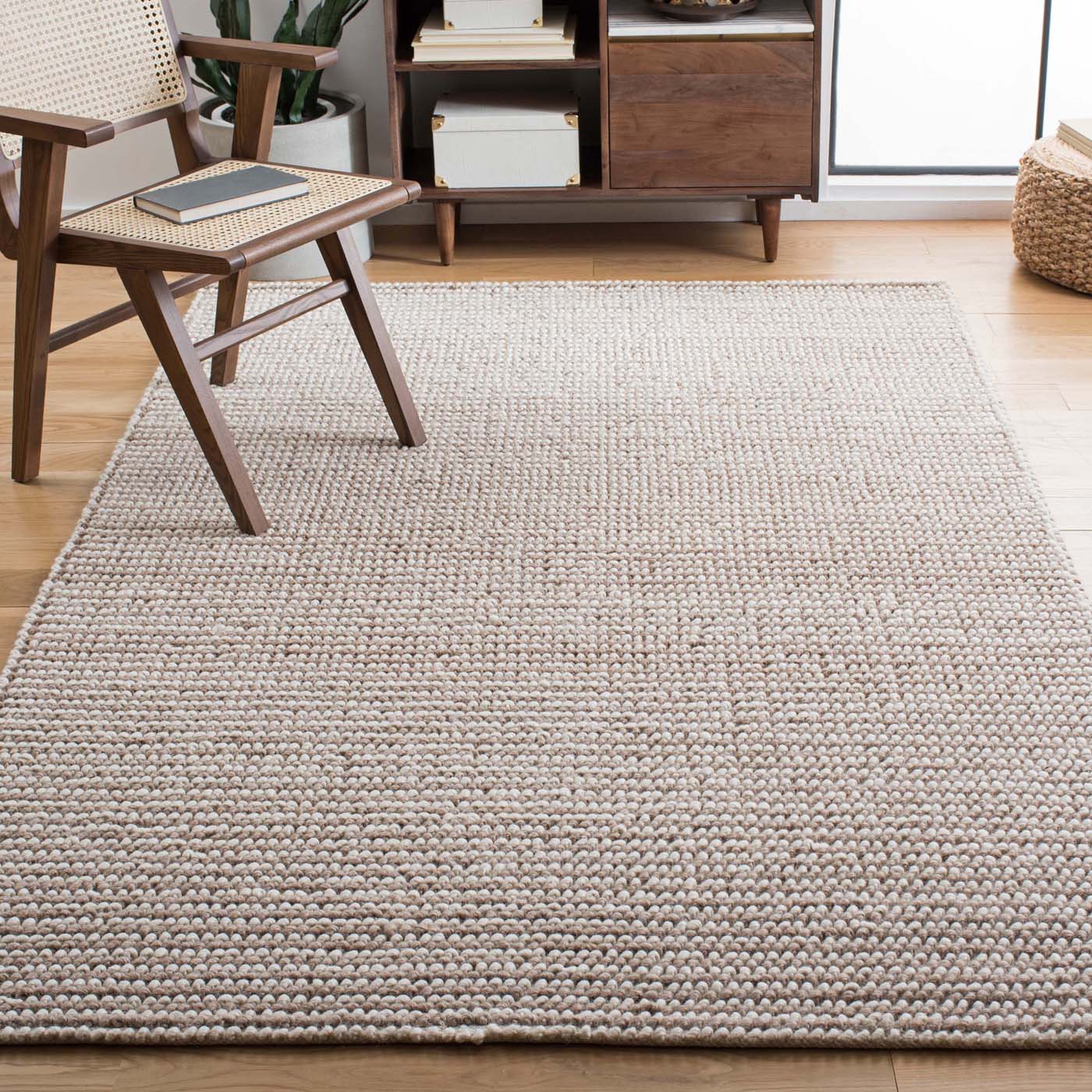 Safavieh Natura 426 Rug, NAT426 - BEIGE / IVORY