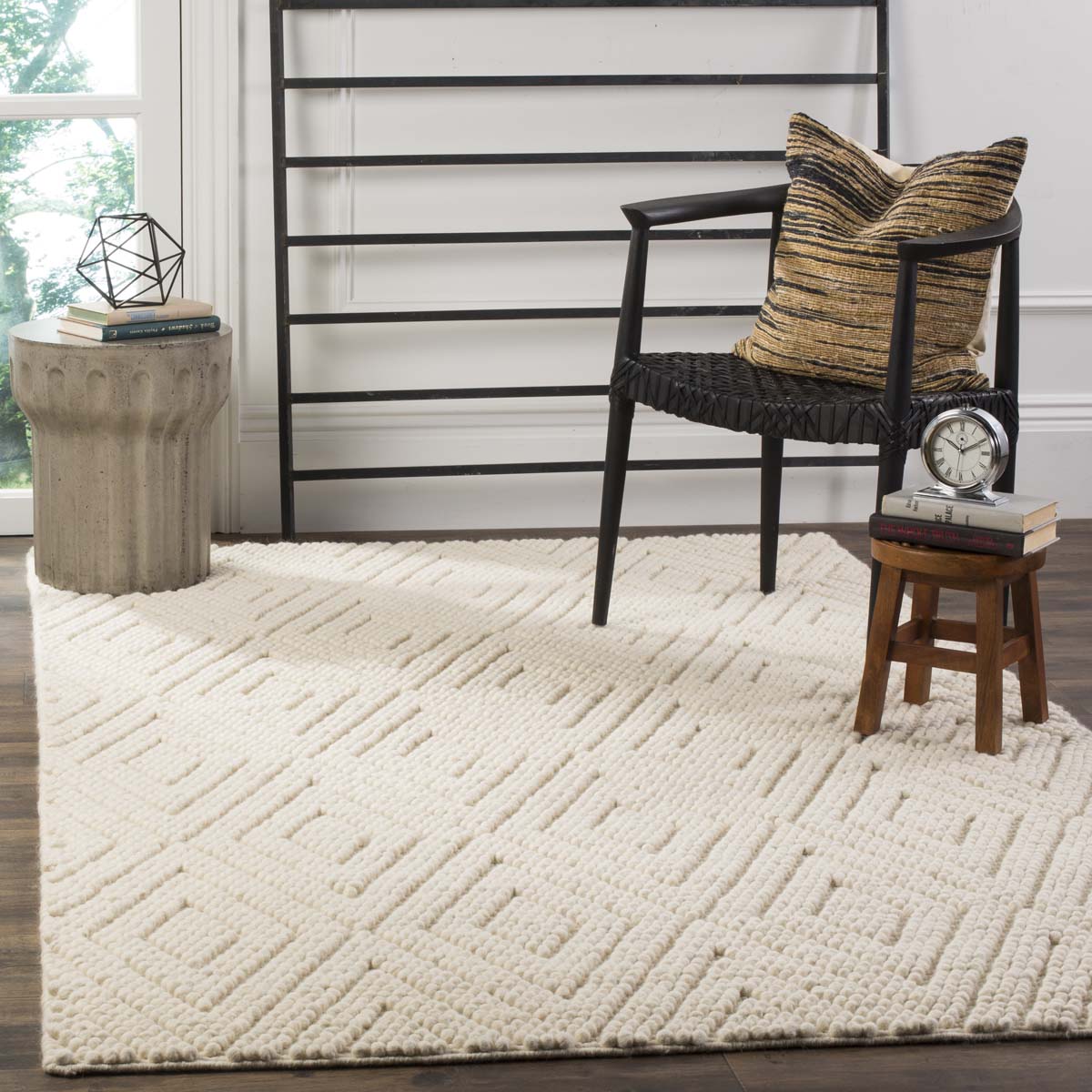 Safavieh Natura 623 Rug, NAT623 - IVORY