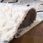 Safavieh Natura 678 Rug, NAT678 - IVORY / BLUE