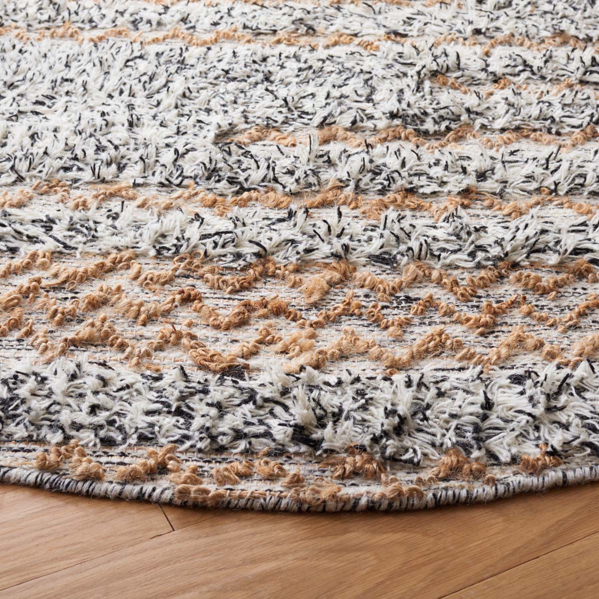Safavieh Natura 720 Rug, NAT720 - IVORY / BLACK