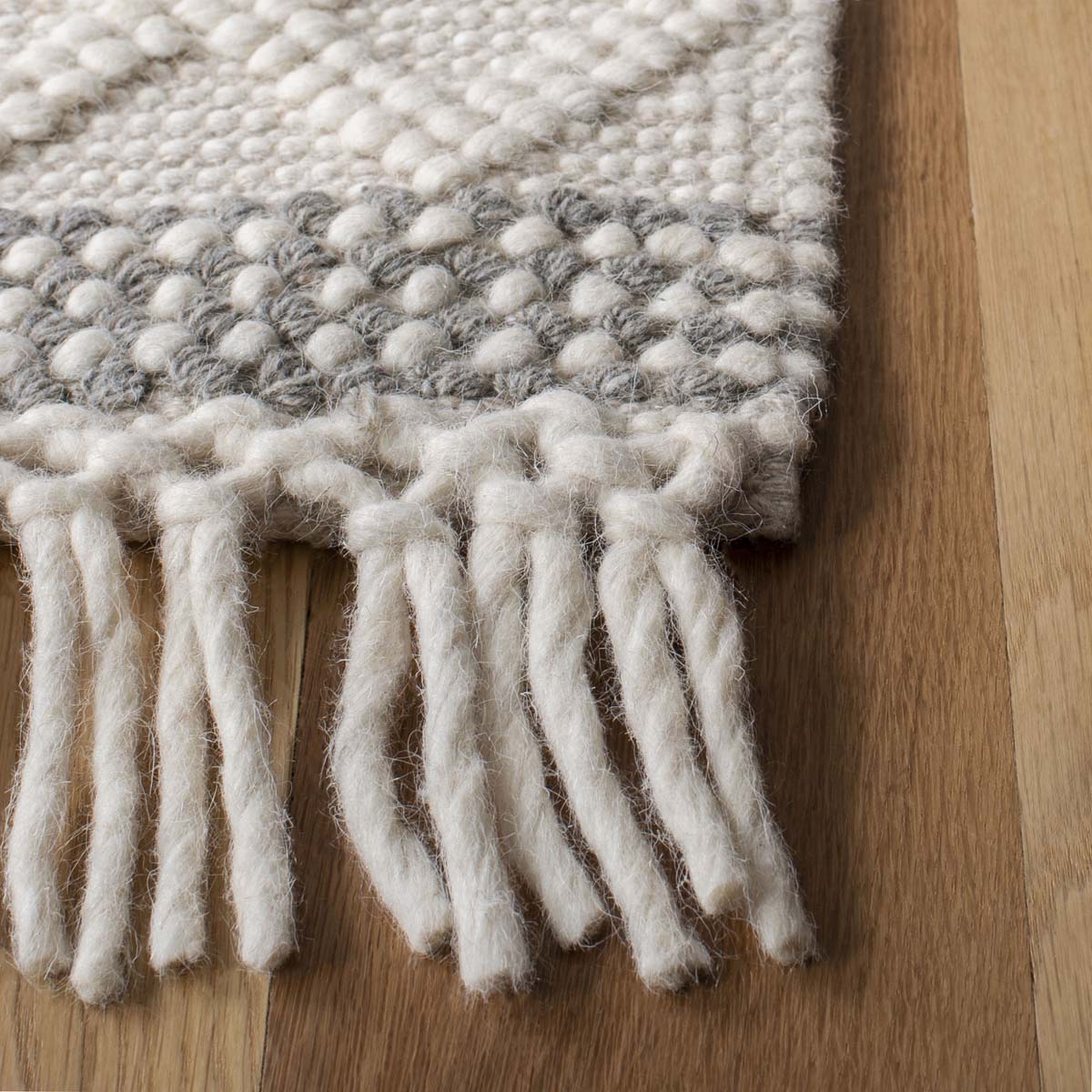 Safavieh Natura 859 Rug, NAT859 - IVORY / GREY