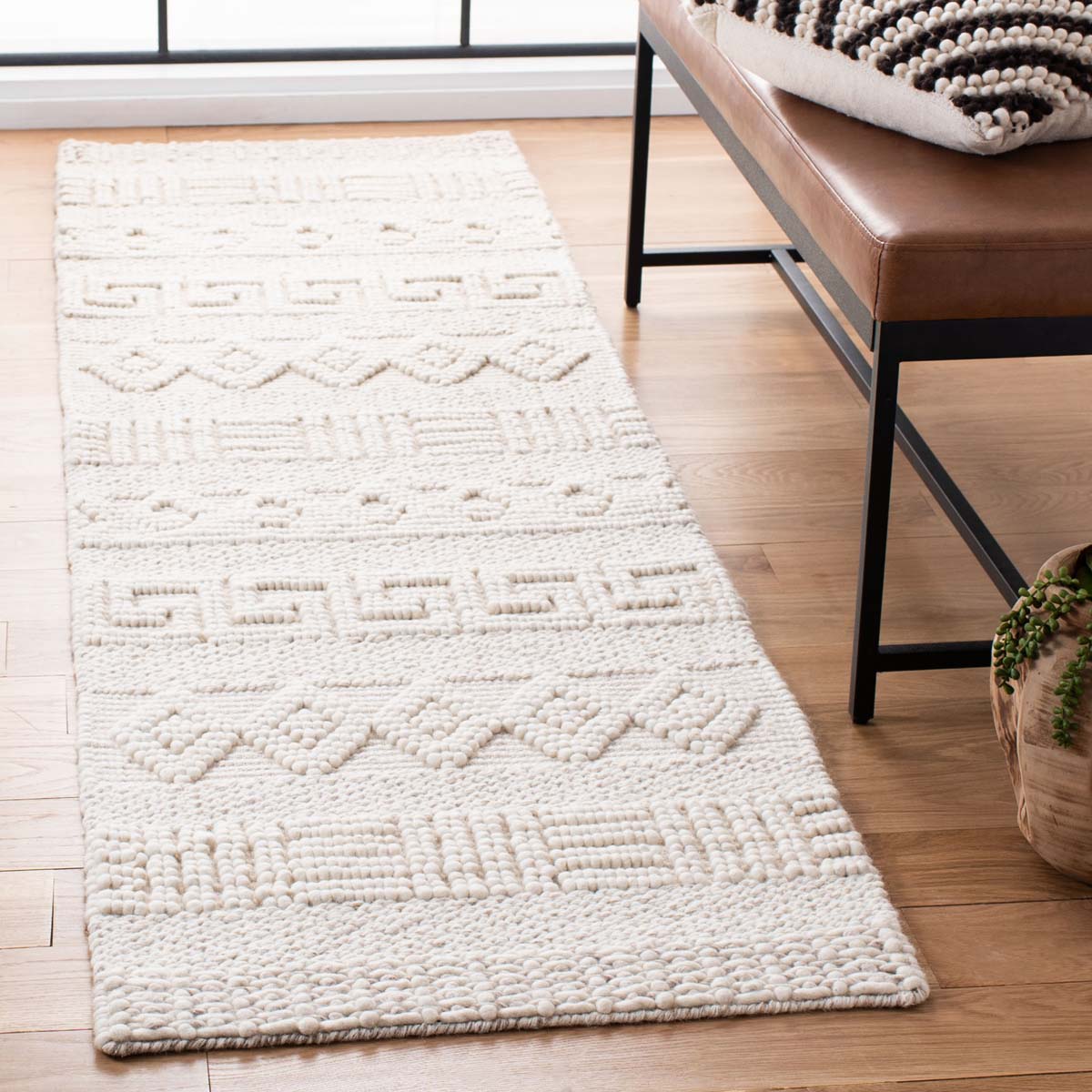 Safavieh Natural Fiber 553 Rug, NF553 - BEIGE / IVORY