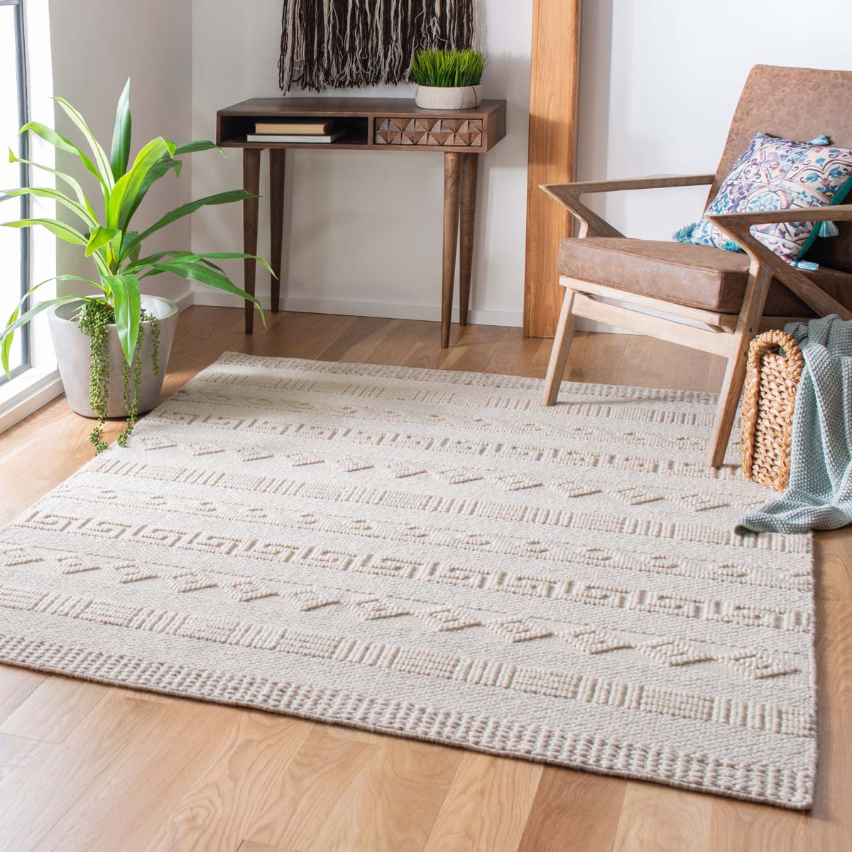 Safavieh Natural Fiber 553 Rug, NF553 - BEIGE / IVORY