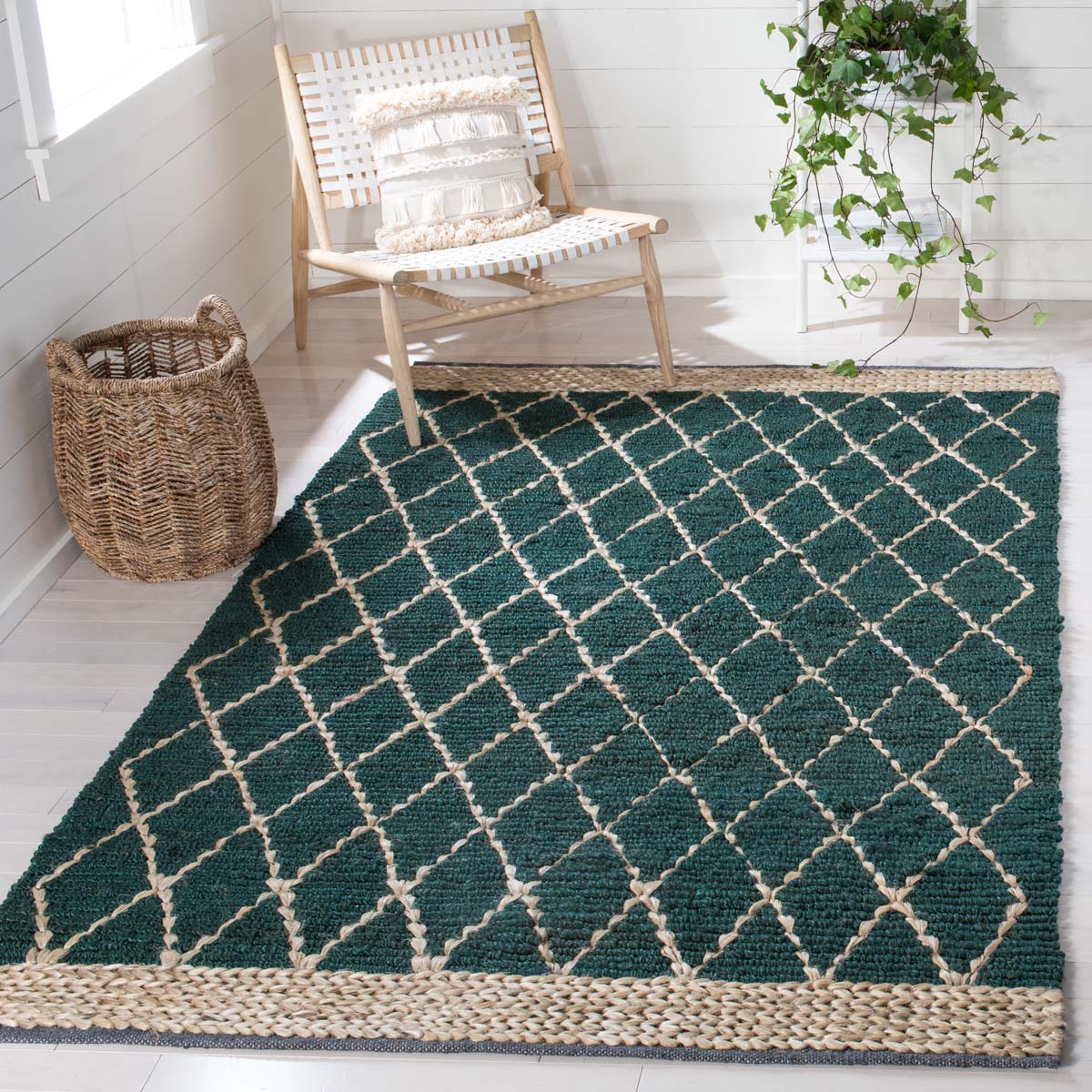 Safavieh Natural Fiber 951 Rug, NF951 - DARK GREEN / NATURAL