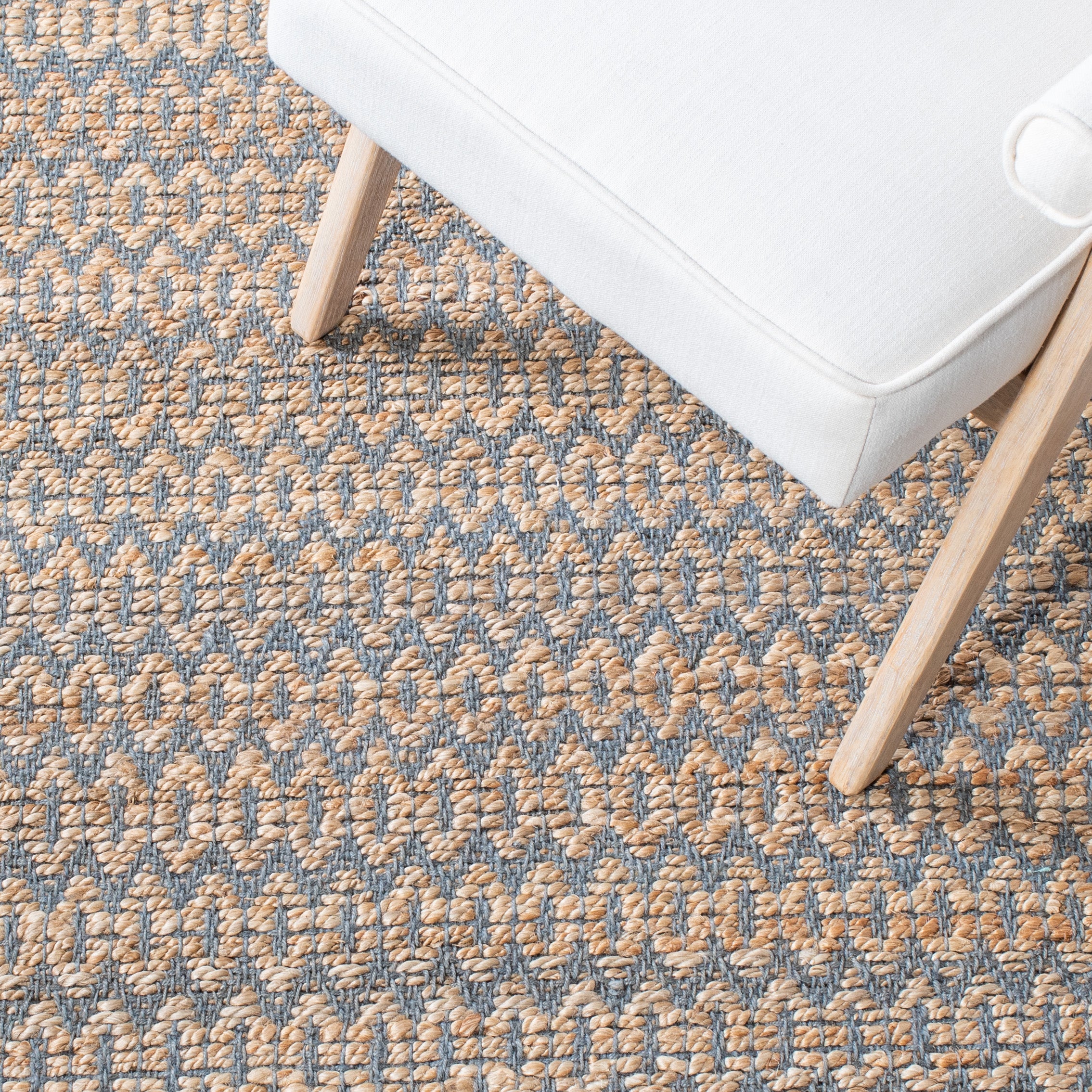Safavieh Natural Fiber 701 Rug, NFB701 - NATURAL / GREY