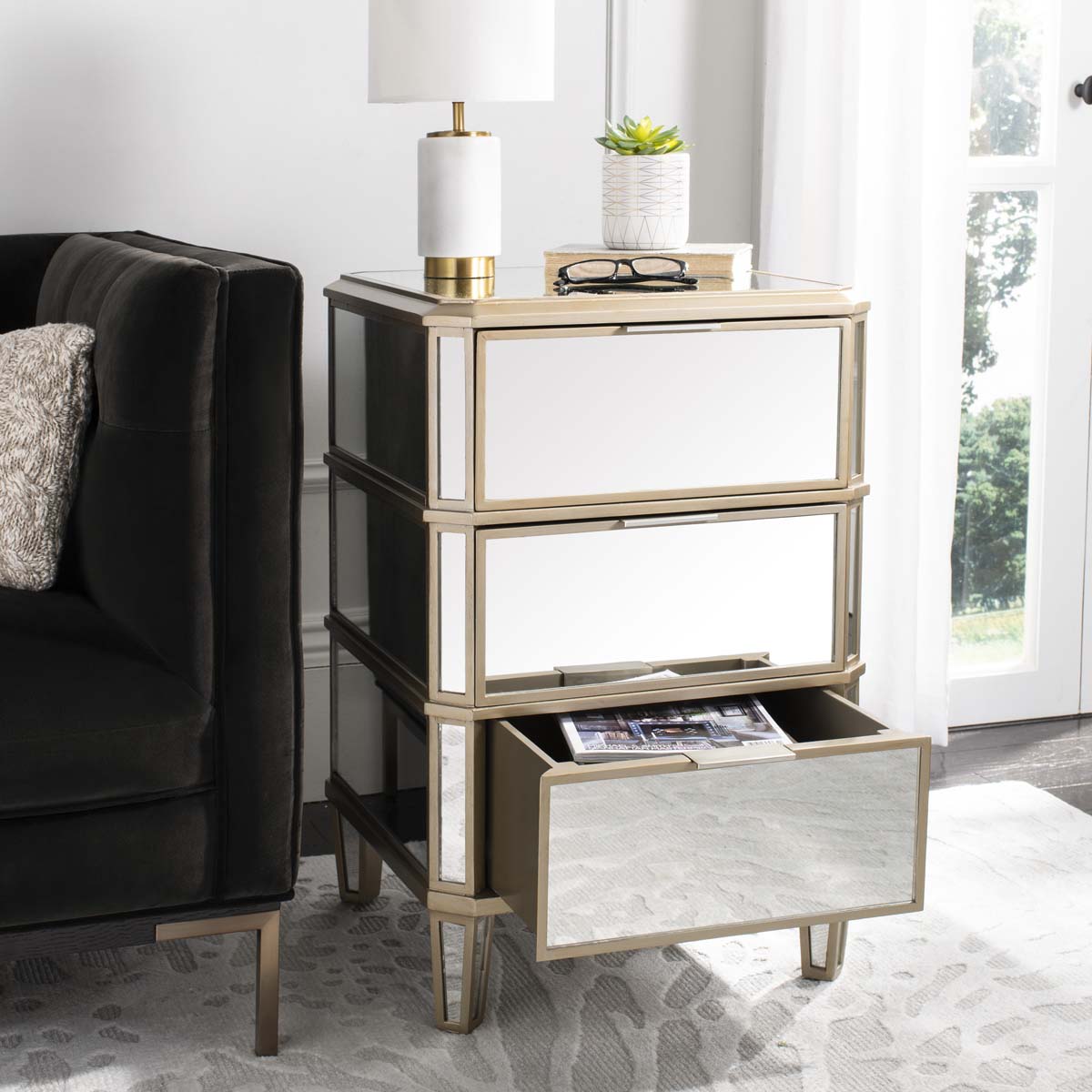 Safavieh Giana 3 Drawer Mirrored Nightstand , NST6601 - Mirror