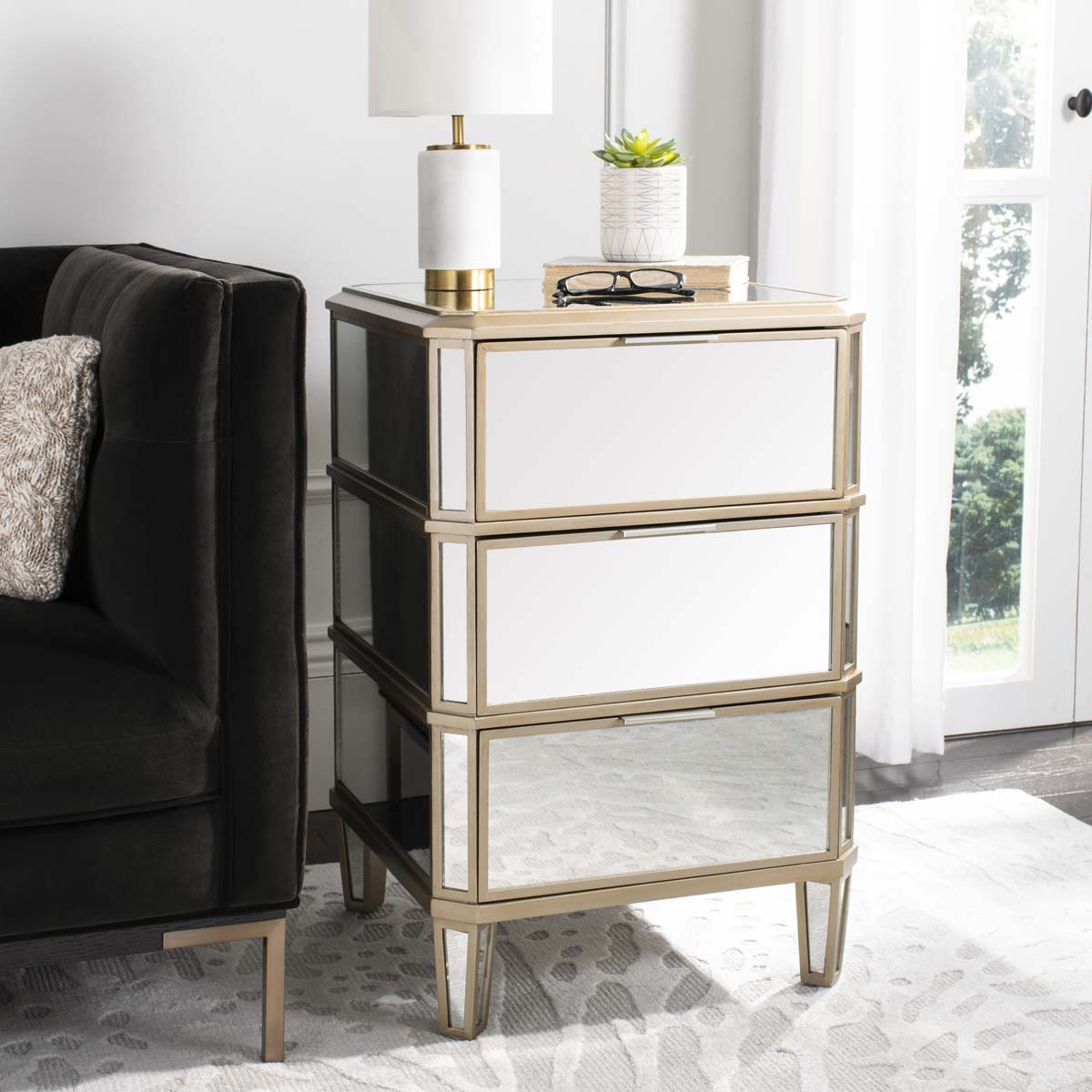 Safavieh Giana 3 Drawer Mirrored Nightstand , NST6601 - Mirror
