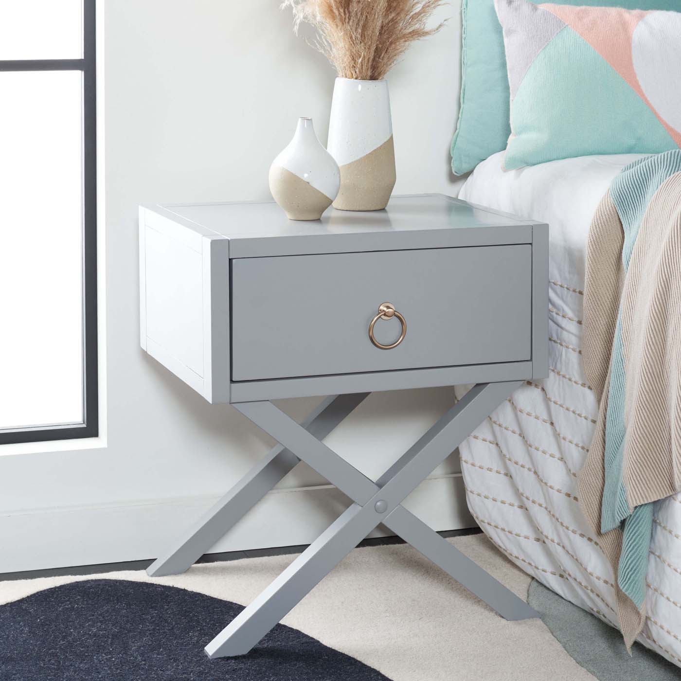 Safavieh Odilia 1 Drawer Nightstand , NST9200 - Grey