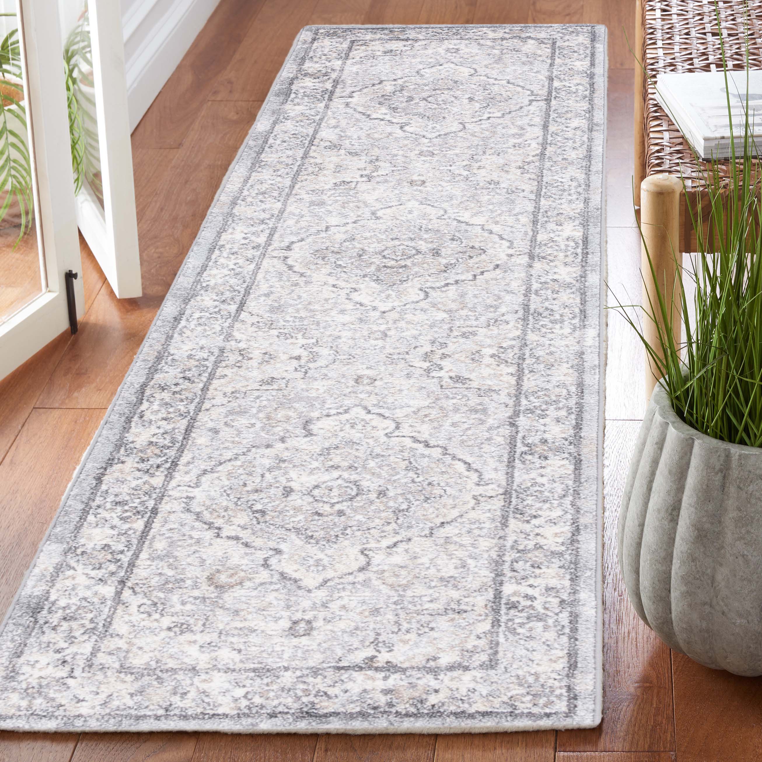 Safavieh Opal 464 Rug, OAL464 - Grey / Ivory