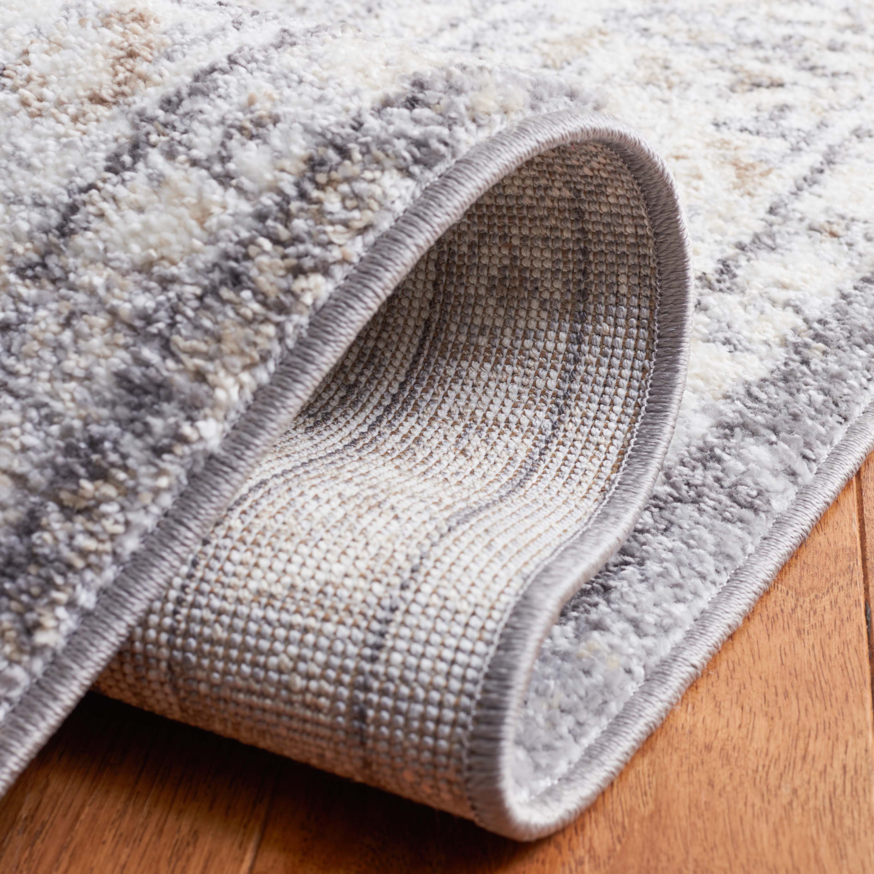 Safavieh Opal 464 Rug, OAL464 - Grey / Ivory