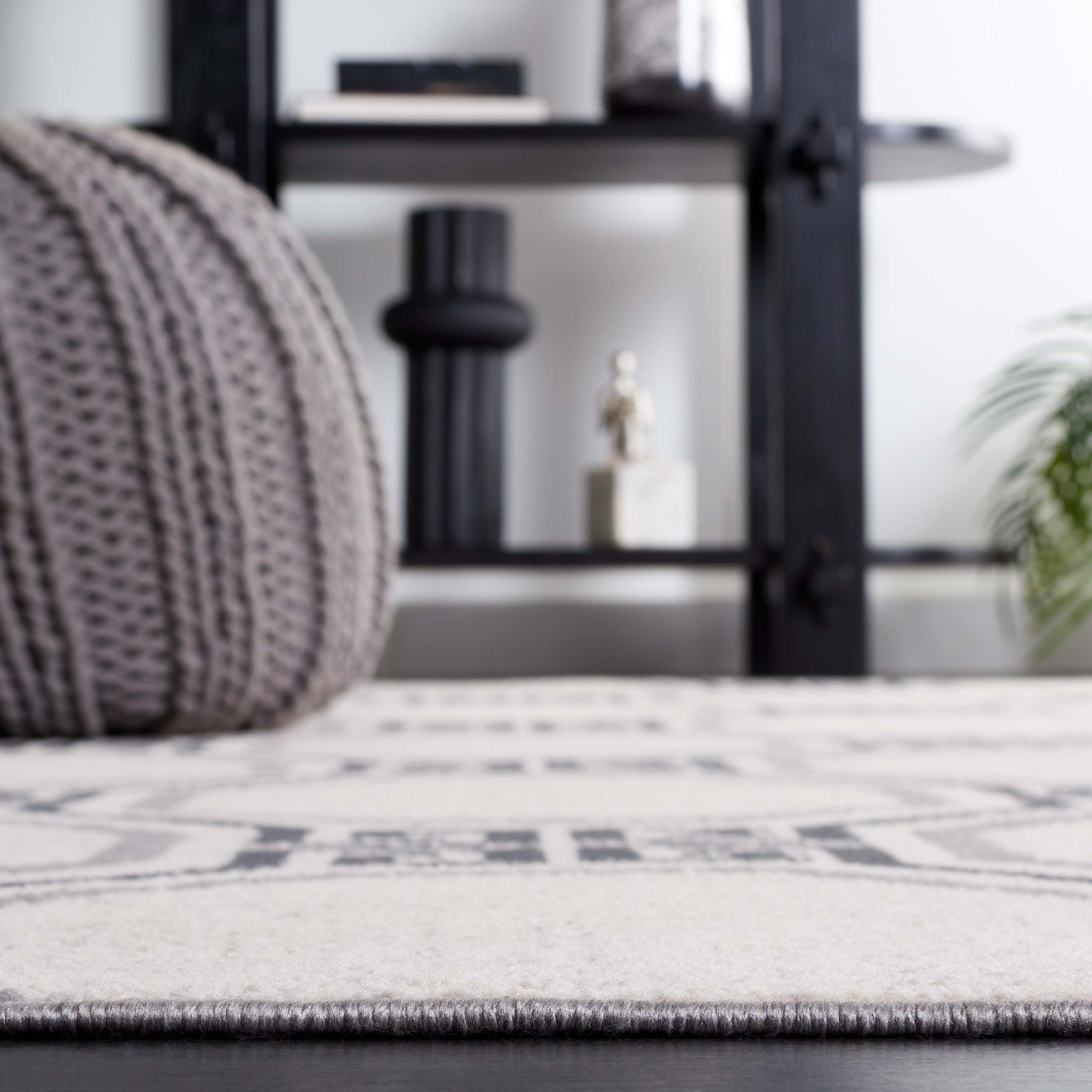 Safavieh Odyssey 818 Rug, ODY818 - Ivory / Grey