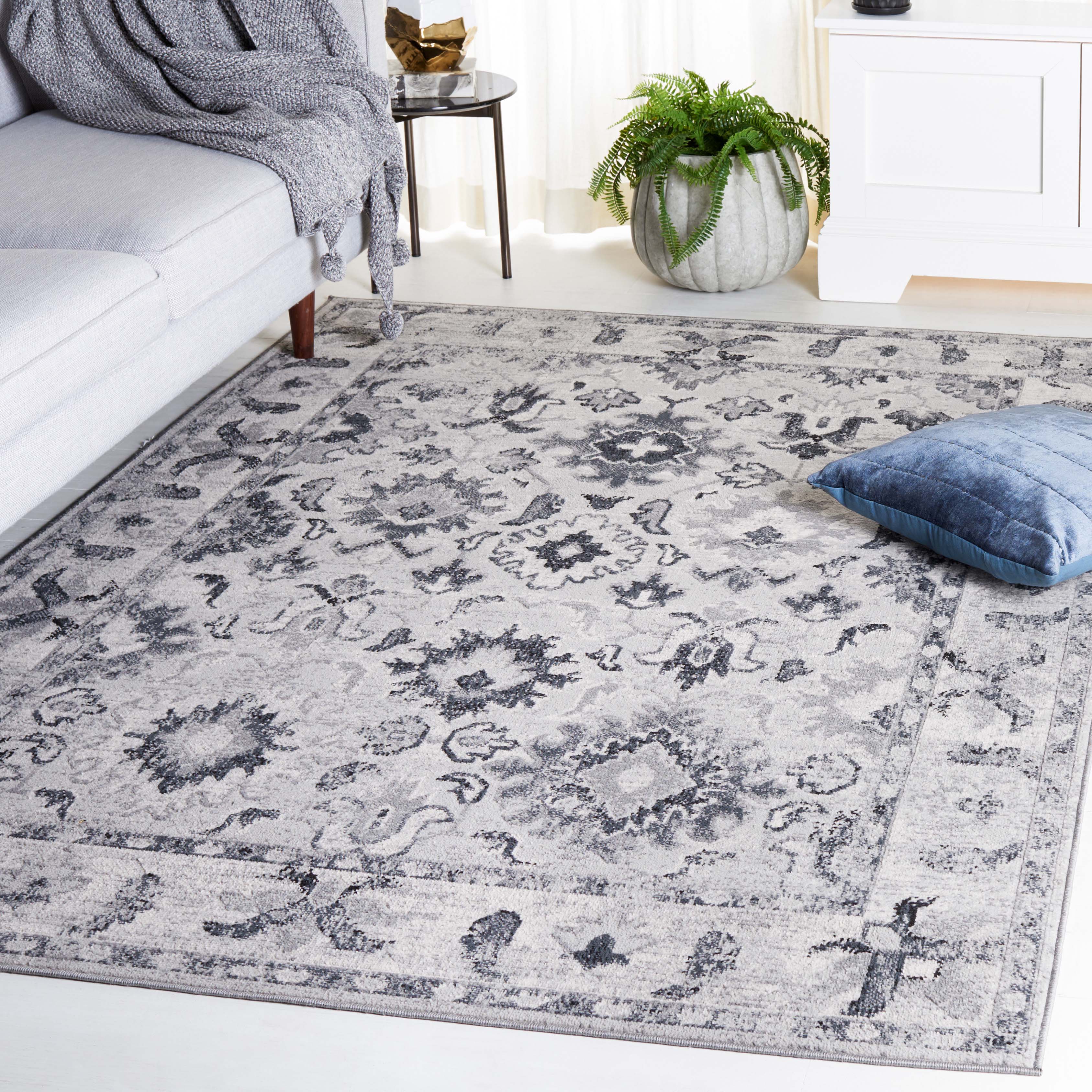 Safavieh Odyssey 850 Rug, ODY850 - Grey / Black