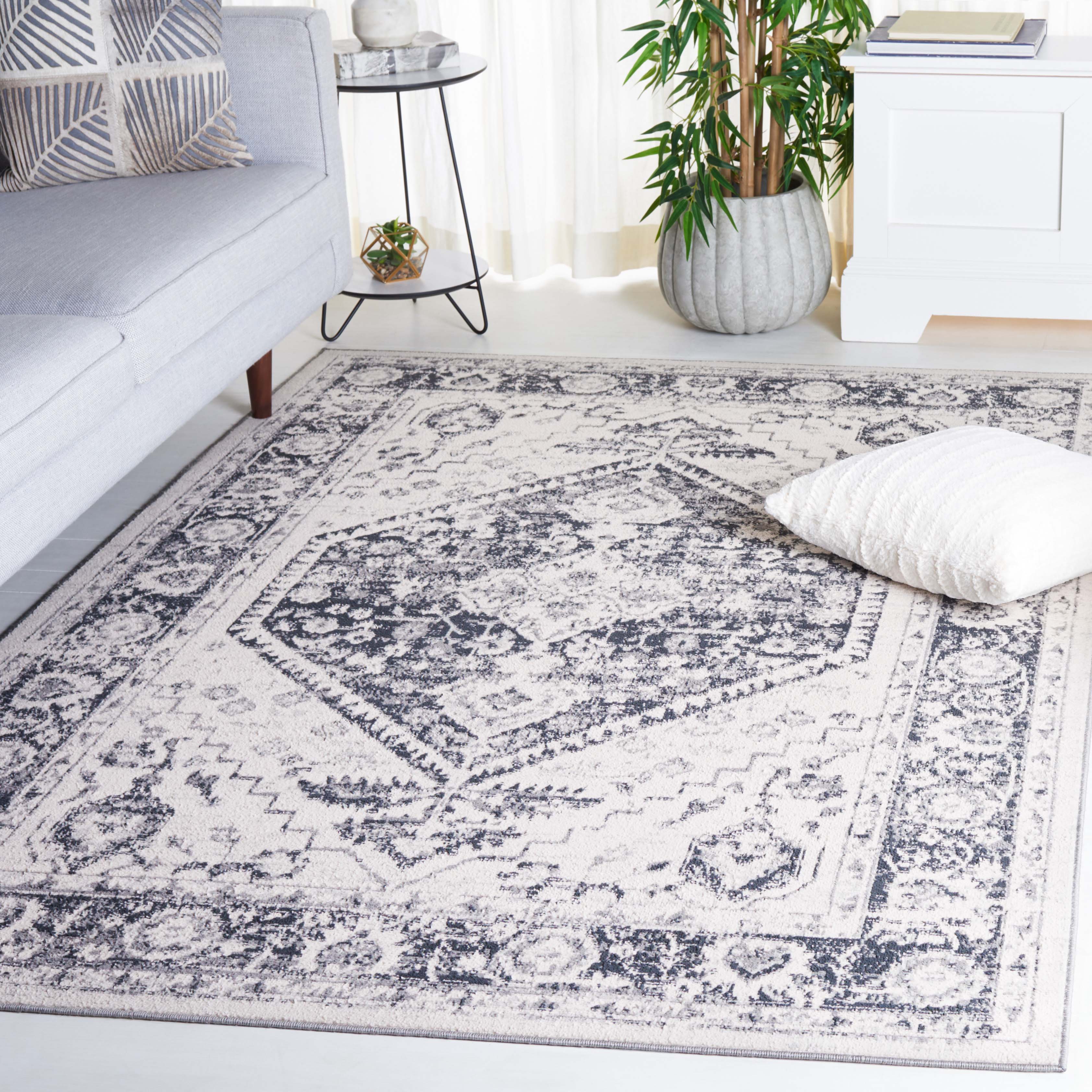 Safavieh Odyssey 854 Rug, ODY854 - Ivory / Grey