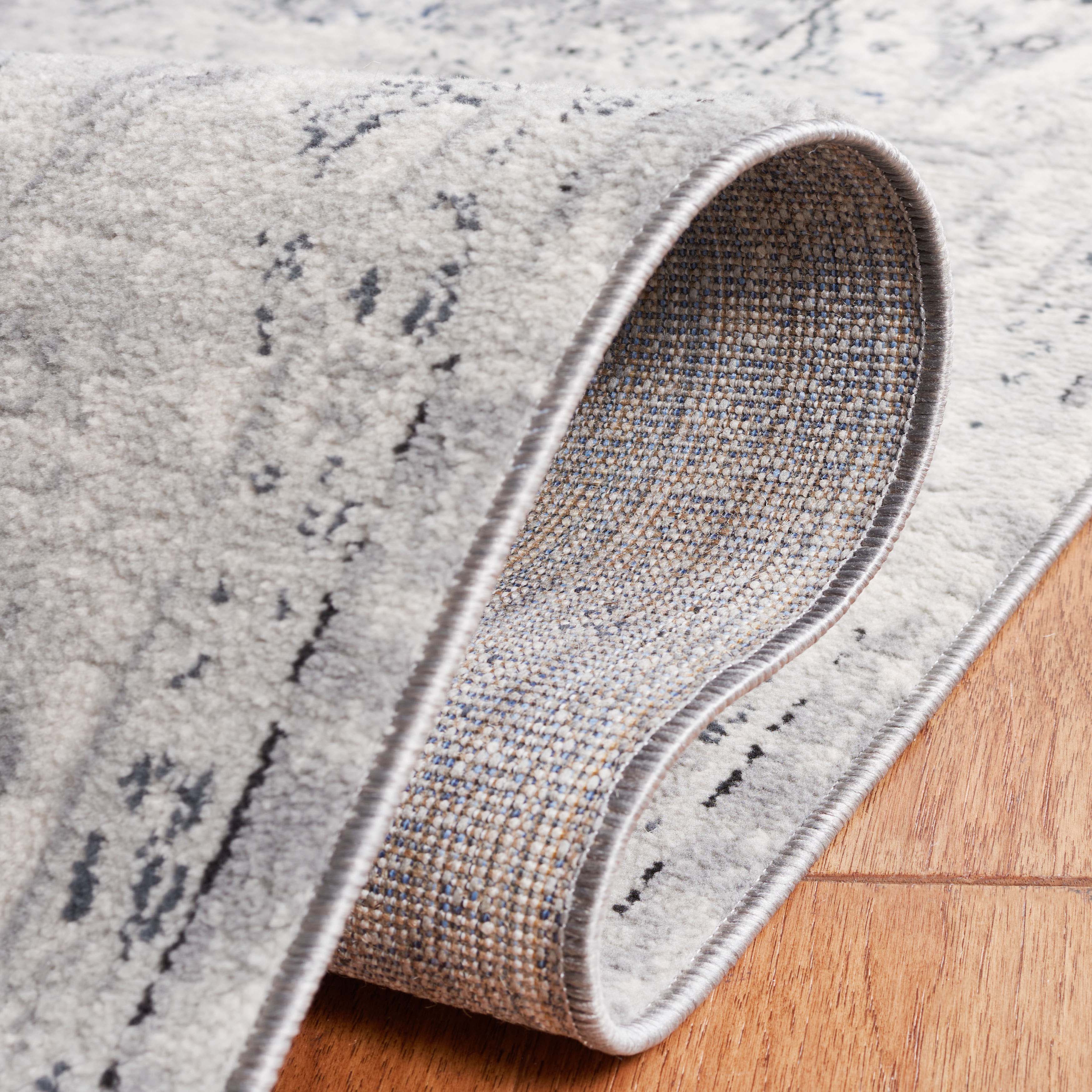 Safavieh Odyssey 862 Rug, ODY862 - Light Grey / Grey