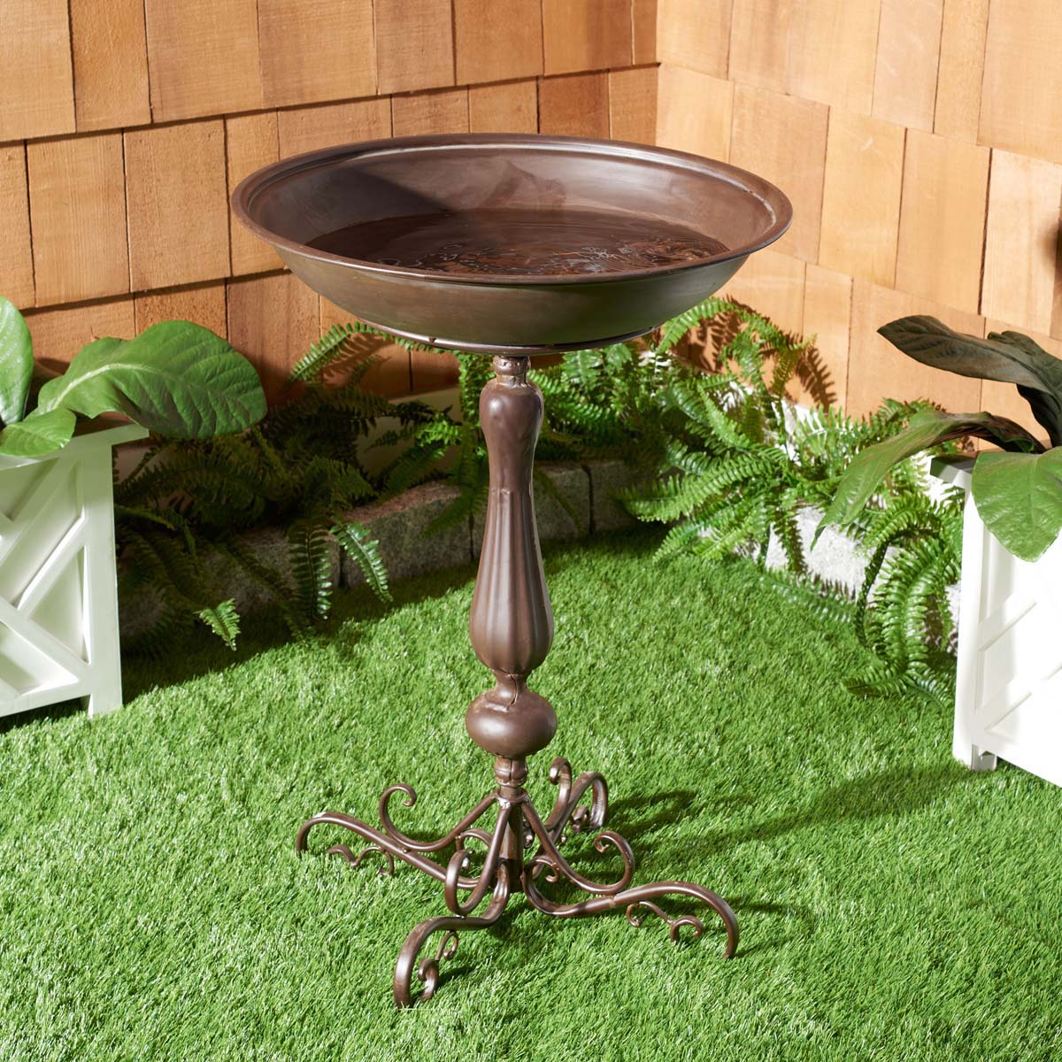 Safavieh Orian Bird Bath , PAT5023 - Rustic Brown