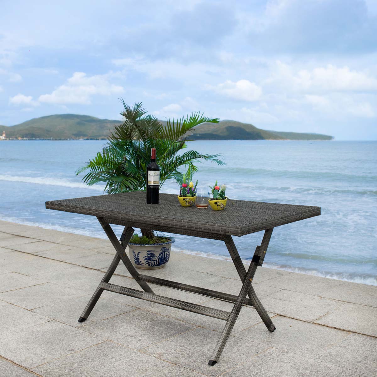Safavieh Akita Folding Table , PAT7503 - Grey