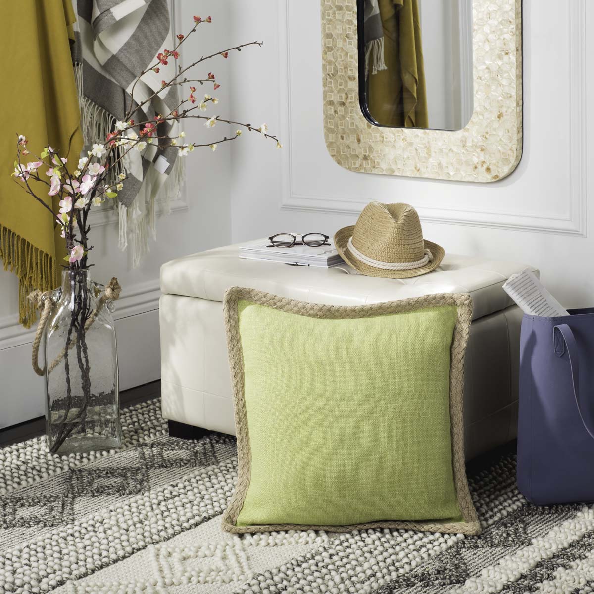 Safavieh Sweet Sorona Pillow , PIL260 - Green