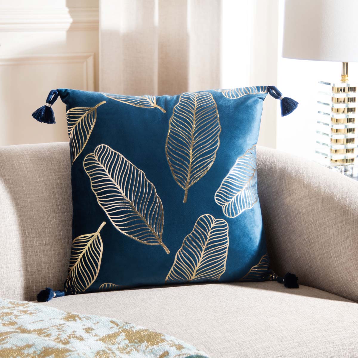 Safavieh Darlia Pillow , PLS7151 - Dark Blue/Gold