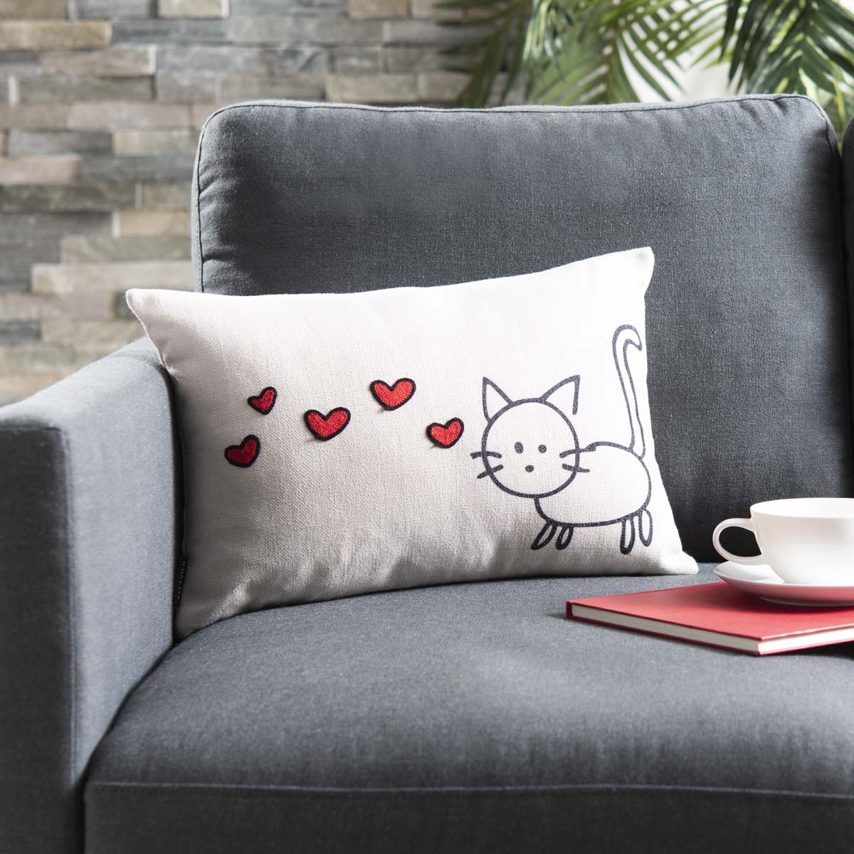 Safavieh Kitty Love Pillow , PLS738 - Cream/Red