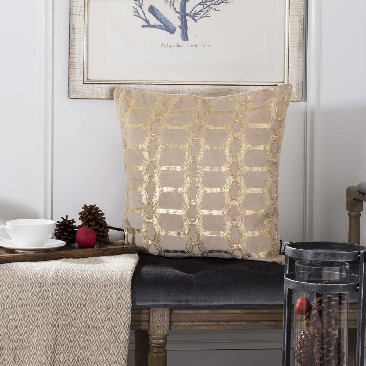 Safavieh Adalie  Pillow Beige/Gold, PLS877 - Beige/Gold