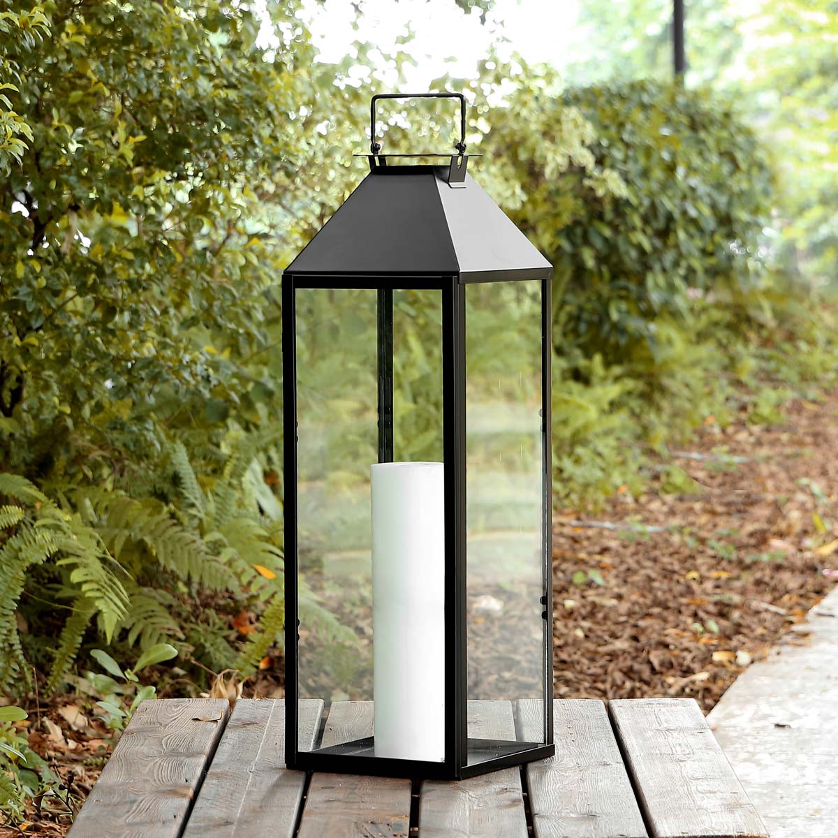 Safavieh Ruane Outdoor Lantern , PLT4057 - Black