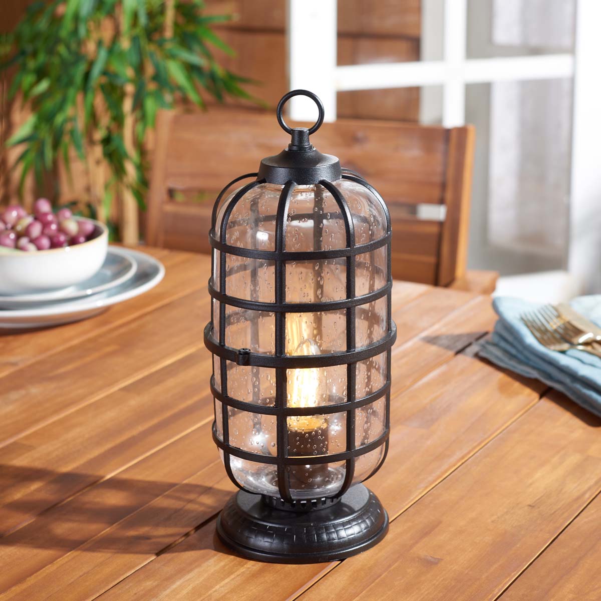 Safavieh Rigel Outdoor Table Lamp , PLT7033