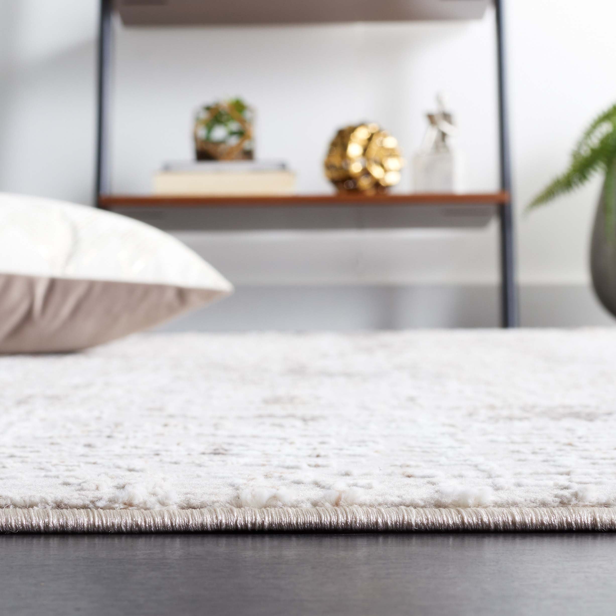 Safavieh Parker 100 Rug, PRK100 - Taupe / Ivory Grey