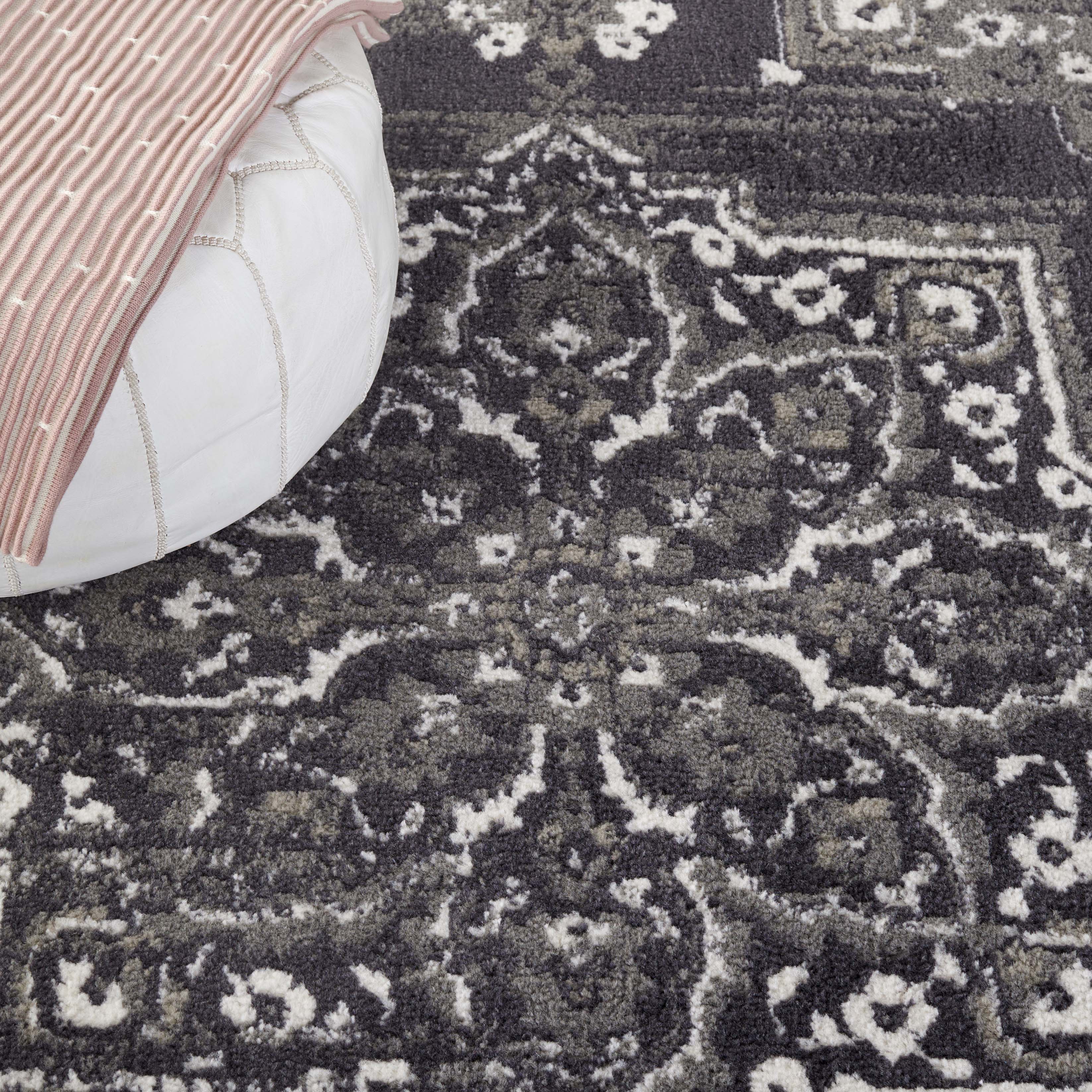 Safavieh Pyramid 214 Rug, PYR214 - Charcoal / Ivory