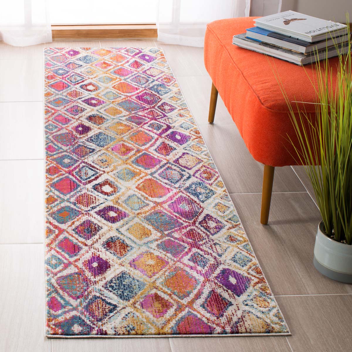 Safavieh Radiance 109 Rug, RAD109 - Cream / Rust