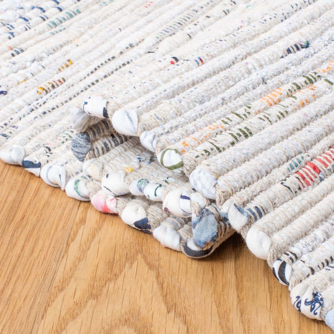 Safavieh Rag Rug 121 Rug, RAR121 - Ivory / Multi