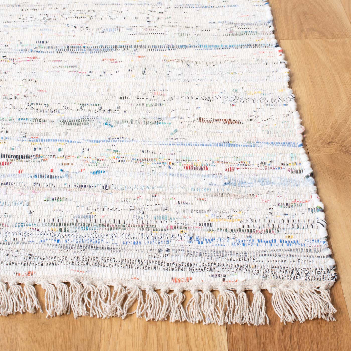 Safavieh Rag Rug 121 Rug, RAR121 - Ivory / Multi