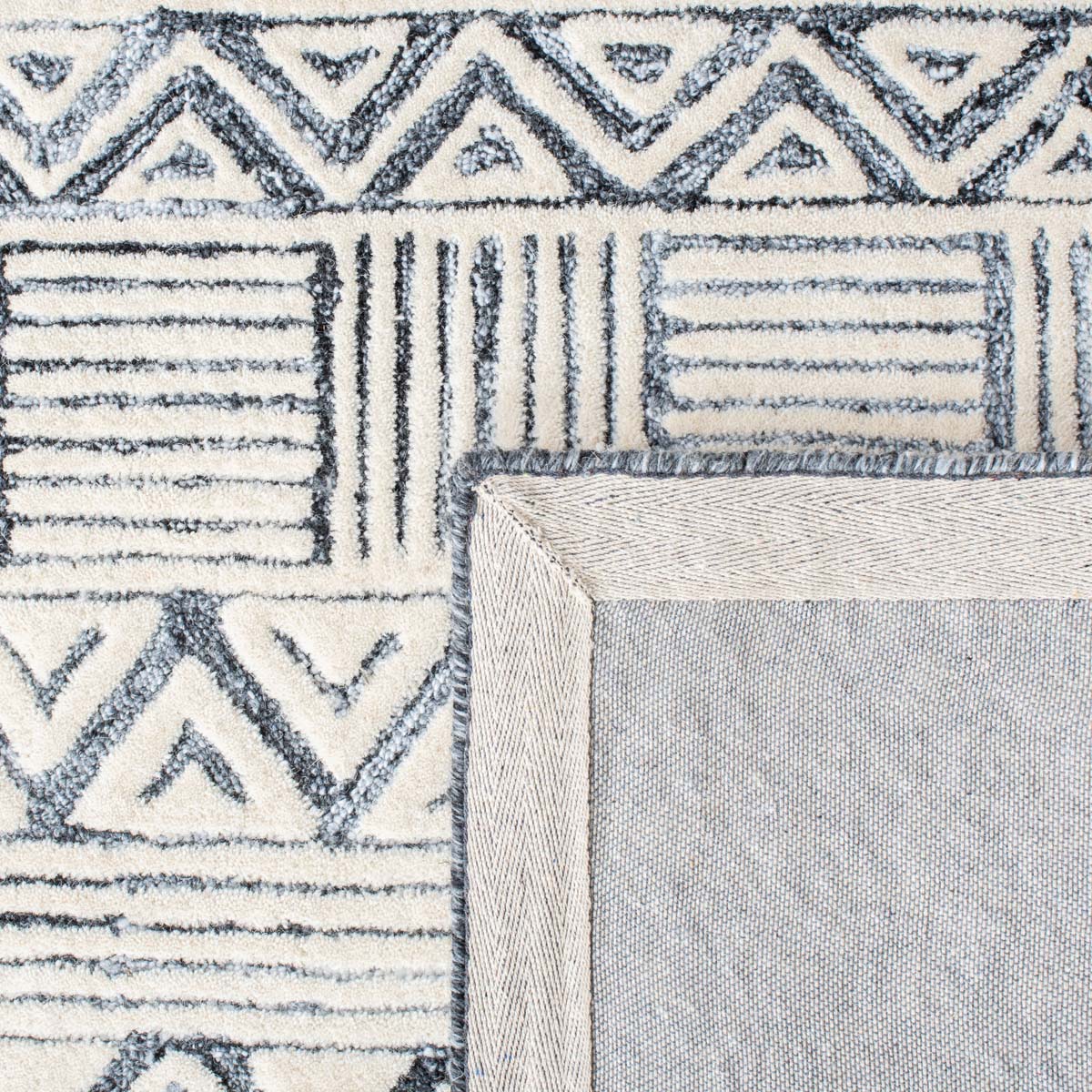 Safavieh Roslyn 802 Rug, ROS802 - Black / Ivory