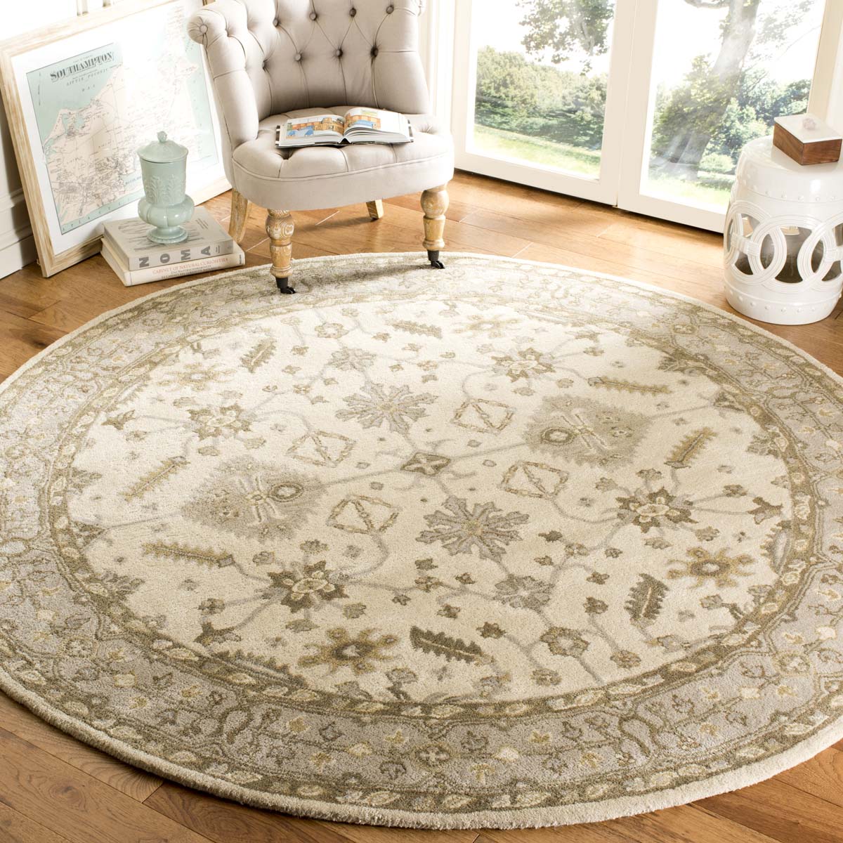 Safavieh Royalty 870 Rug, ROY870 - Cream / Light Grey
