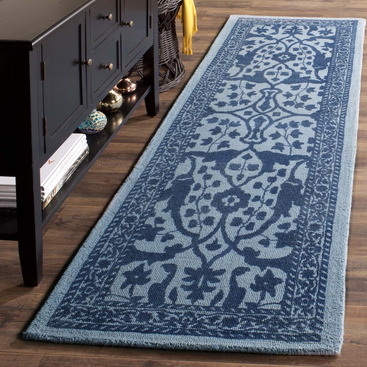 Safavieh Restoration Vintage 102 Rug, RVT102 - Blue / Dark Blue
