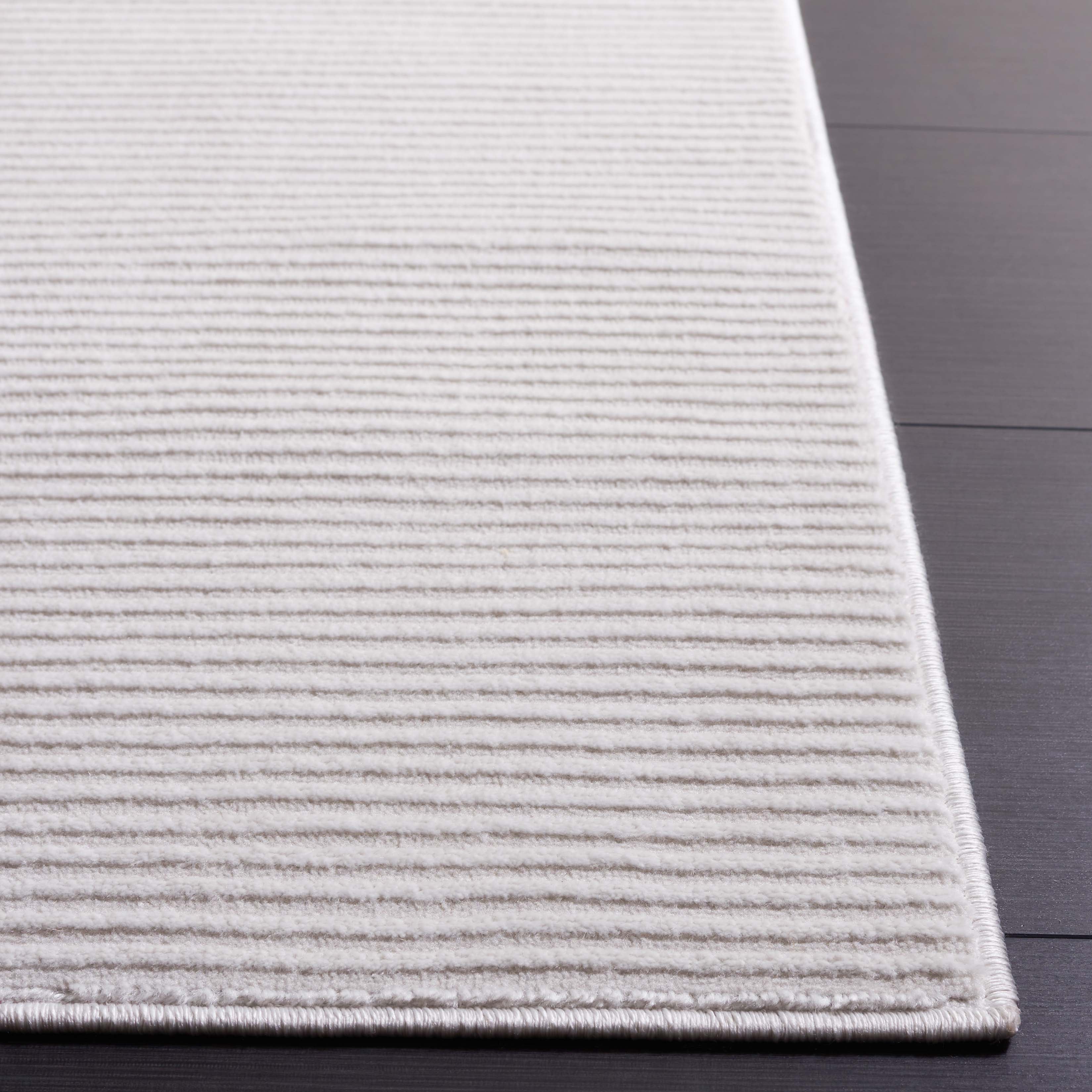 Safavieh Saylor 104 Rug, SAY104 - Ivory