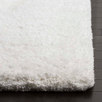 Safavieh Express Shag 620 Rug, SGE620 - Ivory