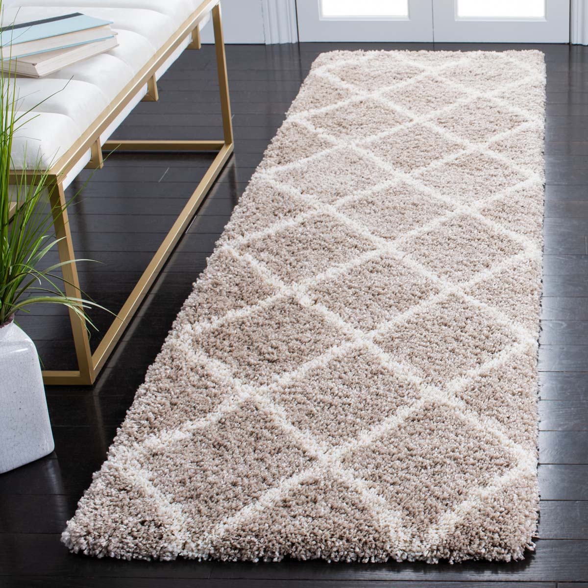 Safavieh Hudson Shag 222 Rug, SGH222 - Beige / Ivory