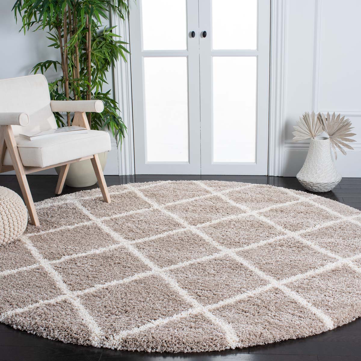 Safavieh Hudson Shag 222 Rug, SGH222 - Beige / Ivory