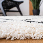 Safavieh Hudson Shag 222 Rug, SGH222 - Ivory / Dark Grey