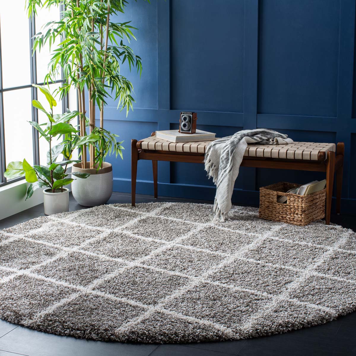 Safavieh Hudson Shag 222 Rug, SGH222 - Grey / Ivory