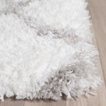 Safavieh Indie Shag 322 Rug, SGI322 - Ivory / Grey