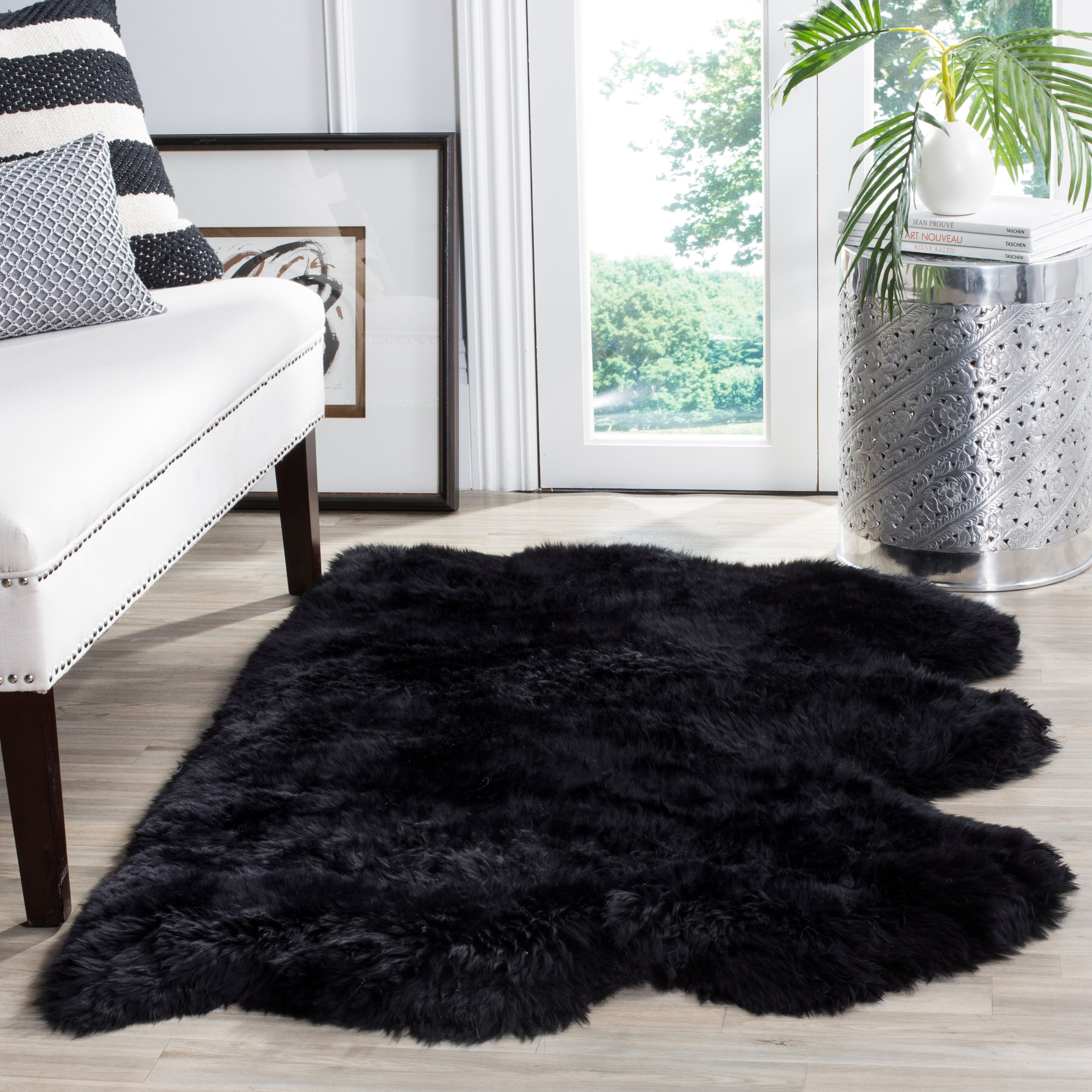 Safavieh Sheep Skin 121 Rug, SHS121 - MIDNIGHT BLACK