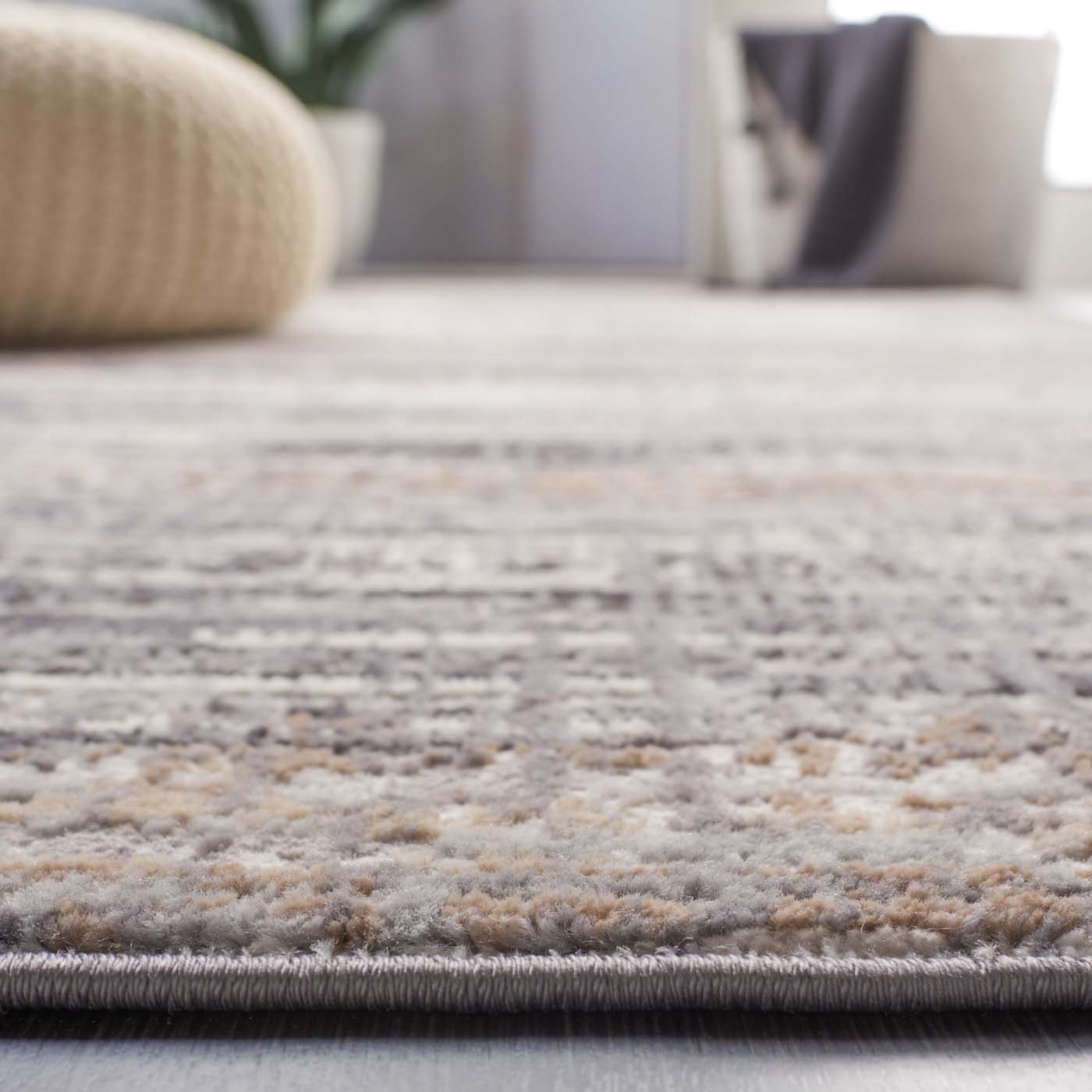 Safavieh Shivan 191 Rug, SHV191 - LIGHT GREY / DARK GREY
