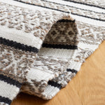 Safavieh Striped Kilim 102 Rug, STK102 - Black / Ivory