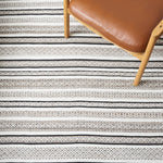 Safavieh Striped Kilim 102 Rug, STK102 - Black / Ivory