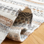 Safavieh Striped Kilim 106 Rug, STK106 - Grey / Ivory