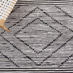 Safavieh Striped Kilim 200 Rug, STK200 - Black / Ivory