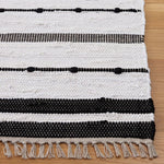 Safavieh Striped Kilim 201 Rug, STK201 - Ivory / Black