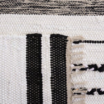 Safavieh Striped Kilim 201 Rug, STK201 - Ivory / Black