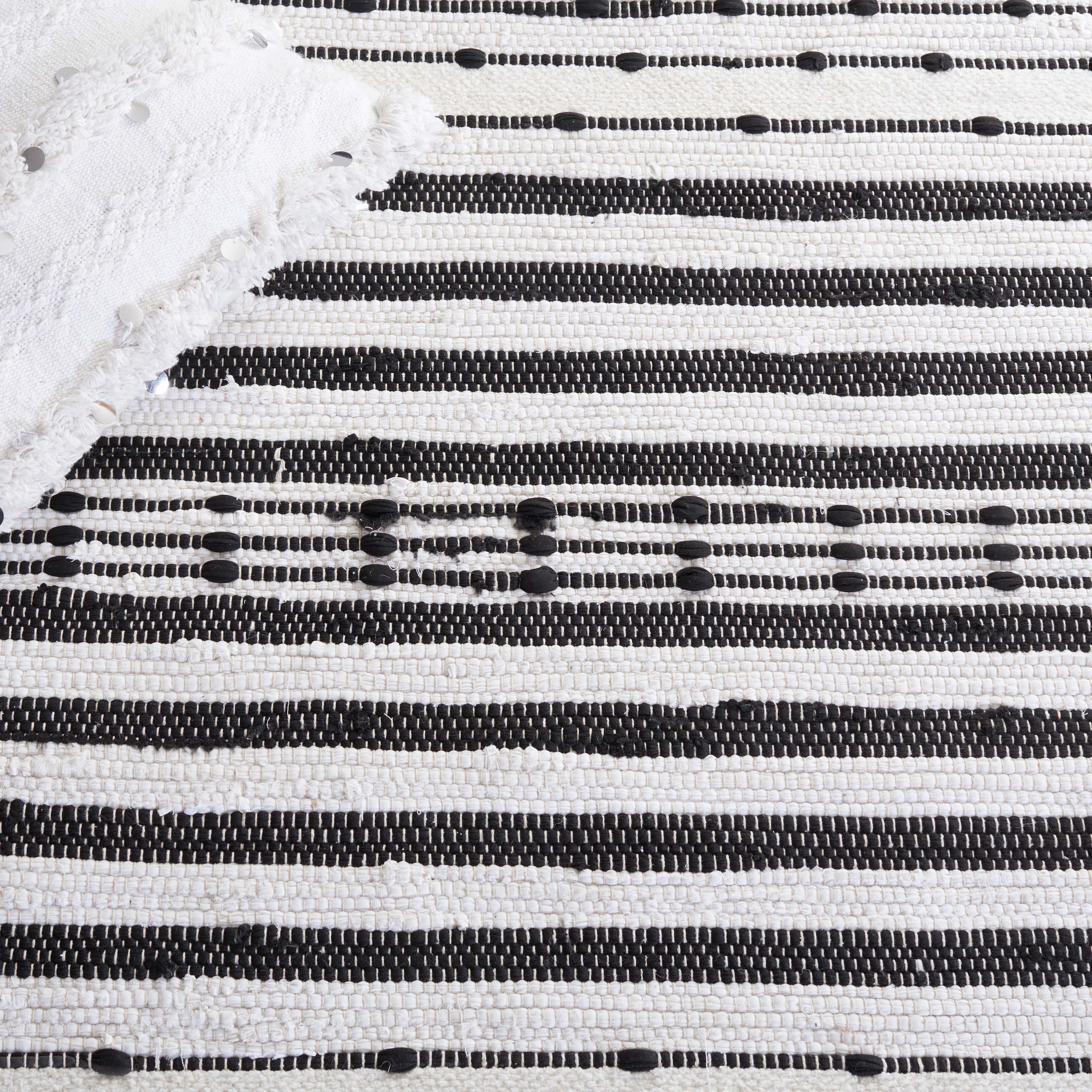 Safavieh Striped Kilim 205 Rug, STK205 - Black / Ivory